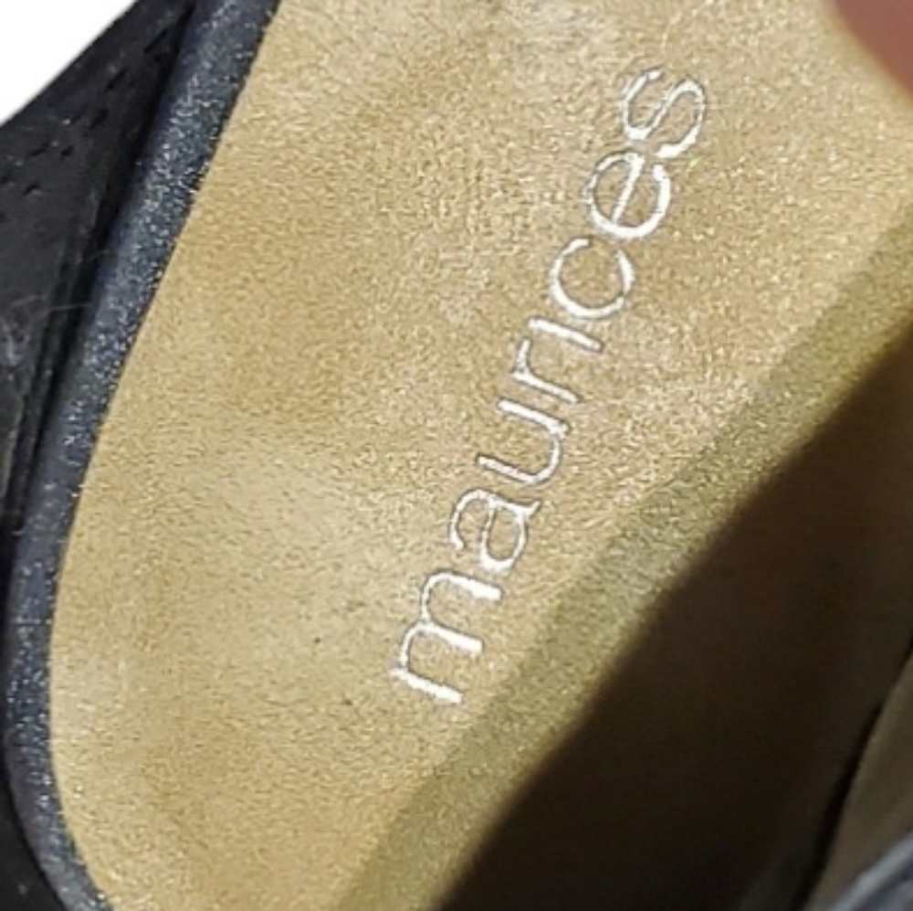 Maurices Black wedge Sneaker/Sandal size 8 US. - Picture 7 of 8